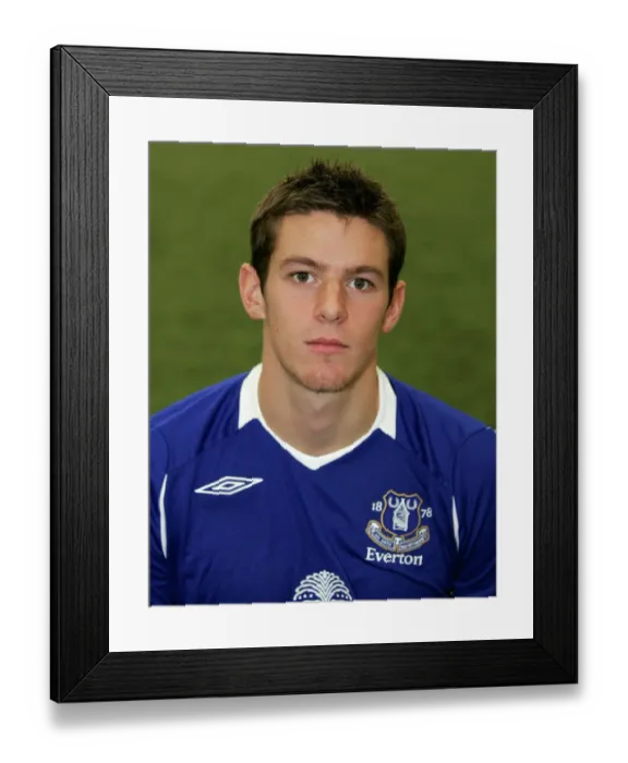Framed Print : Football - Everton Photocall 2008 / 09 - Goodison Park - 08 / 09 Framed Print : Football - Everton Photocall 2008 / 09 - Goodison Park - 08 / 09