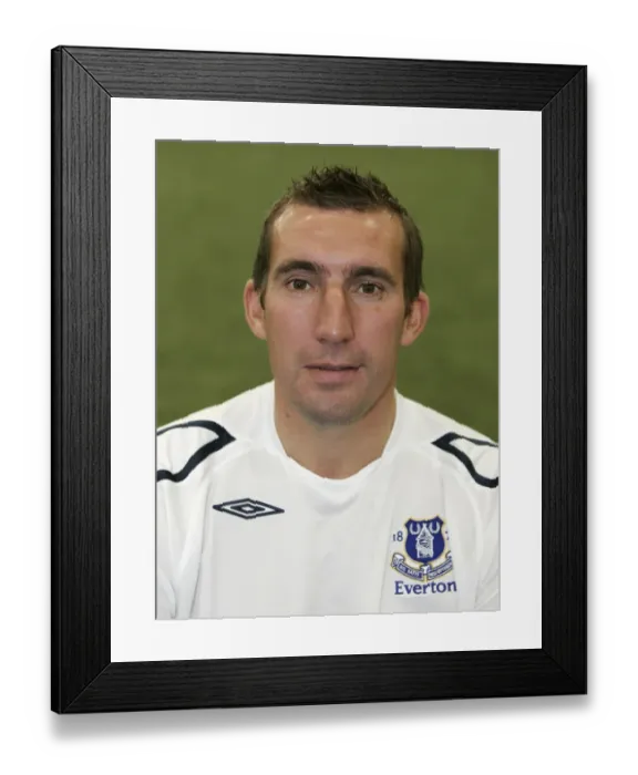 Framed Print : Everton FC 2008-09 Team Photocall at Goodison Park