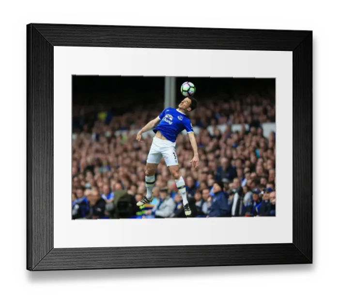 Framed Print : Everton vs Chelsea: Leighton Baines in Action at Goodison Park Framed Print : Everton vs Chelsea: Leighton Baines in Action at Goodison Park