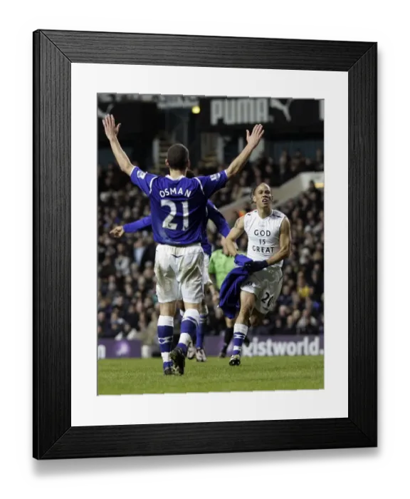 Framed Print : Steven Pienaar Scores First Goal for Everton Against Tottenham Hotspur in Premier League, November 2008 Framed Print : Steven Pienaar Scores First Goal for Everton Against Tottenham Hotspur in Premier League, November 2008