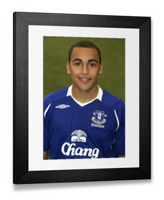 Framed Print : James Vaughan with Everton FC at Goodison Park, 2008-09 Season Framed Print : James Vaughan with Everton FC at Goodison Park, 2008-09 Season