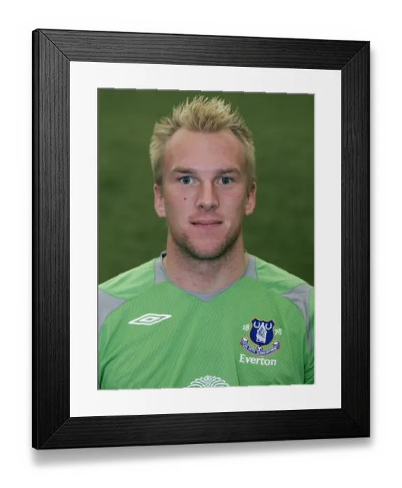 Framed Print : Football - Everton Photocall 2008 / 09 - Goodison Park - 08 / 09 Framed Print : Football - Everton Photocall 2008 / 09 - Goodison Park - 08 / 09