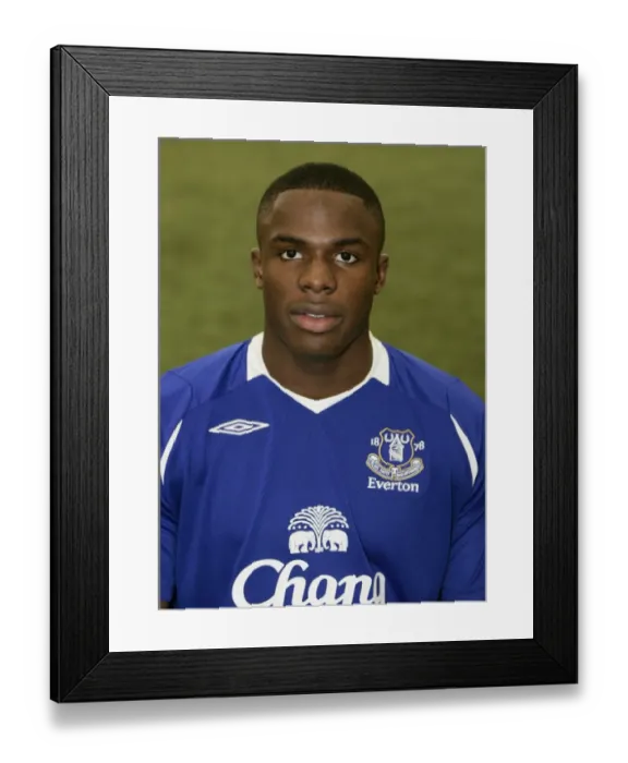 Framed Print : Victor Anichebe with Everton FC at Goodison Park, 2008-09 Season Framed Print : Victor Anichebe with Everton FC at Goodison Park, 2008-09 Season