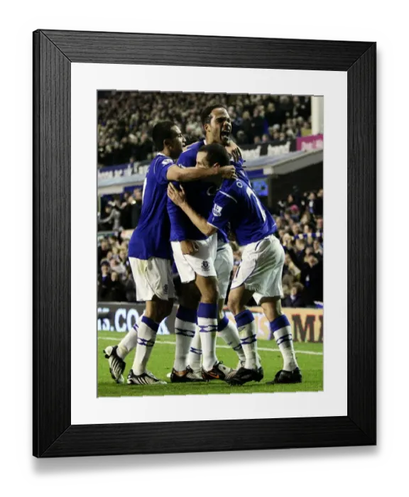 Framed Print : Everton's Joleon Lescott Scores First Goal, Celebrates with Tim Cahill and Leon Osman (08 / 09) Framed Print : Everton's Joleon Lescott Scores First Goal, Celebrates with Tim Cahill and Leon Osman (08 / 09)