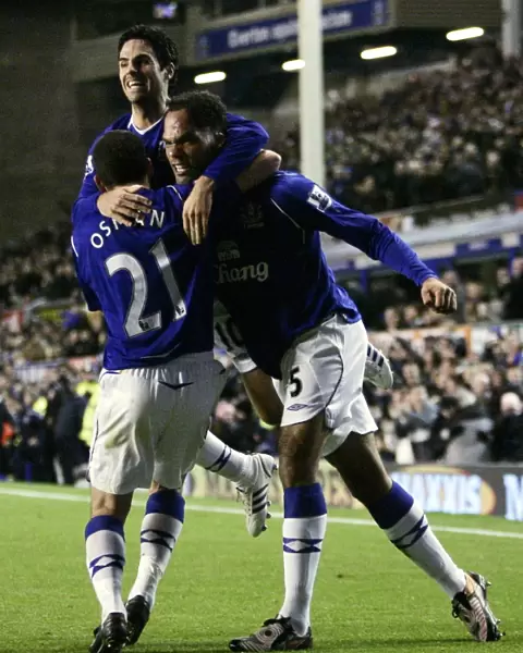 Everton's Joleon Lescott and Leon Osman Celebrate First Goal vs. Aston Villa (08 / 09)