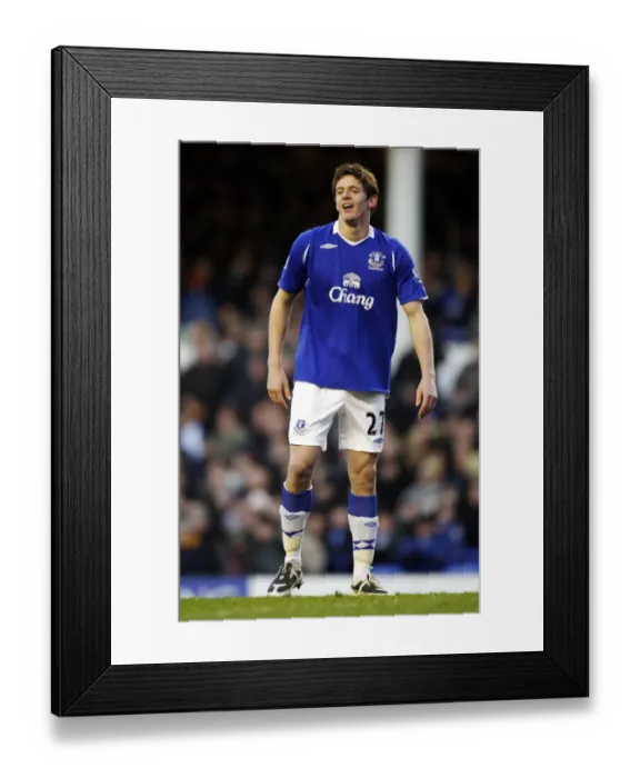 Framed Print : Lucas Jutkiewicz in Action: Everton vs Sunderland, 08 / 09 Season (December 28, 2008) Framed Print : Lucas Jutkiewicz in Action: Everton vs Sunderland, 08 / 09 Season (December 28, 2008)