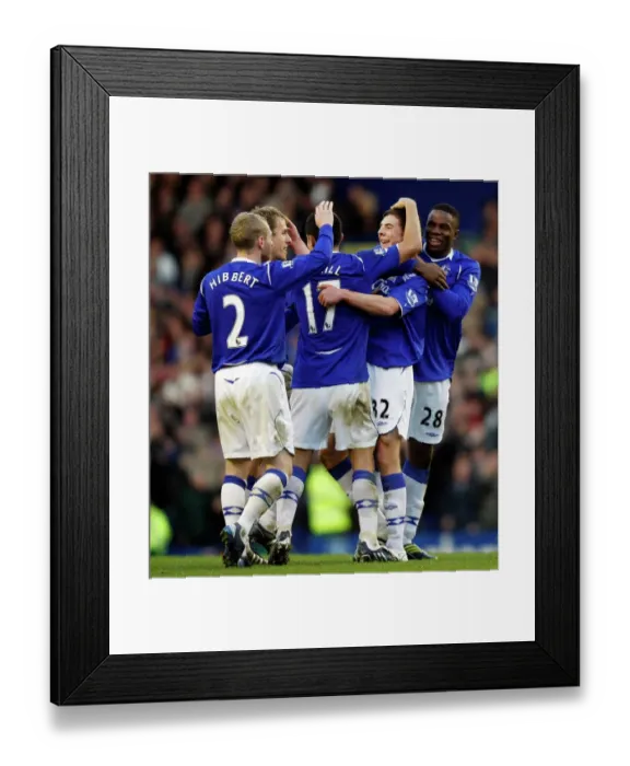 Framed Print : Dan Gosling Scores Third Goal for Everton against Sunderland in Barclays Premier League (28 / 12 / 08) Framed Print : Dan Gosling Scores Third Goal for Everton against Sunderland in Barclays Premier League (28 / 12 / 08)