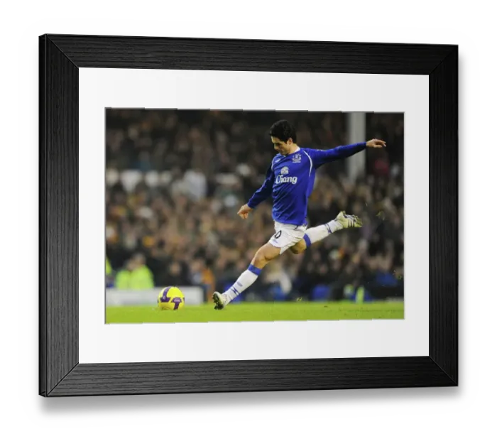 Framed Print : Mikel Arteta Scores the Second Goal: Everton's Victory over Hull City, Barclays Premier League, Goodison Park, January 10, 2009 Framed Print : Mikel Arteta Scores the Second Goal: Everton's Victory over Hull City, Barclays Premier League, Goodison Park, January 10, 2009