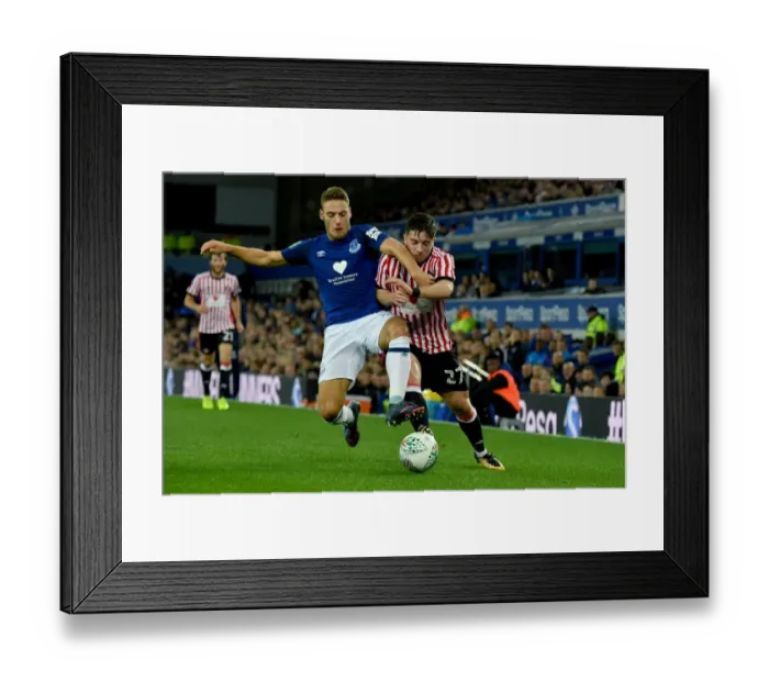 Framed Print : Everton vs Sunderland: Carabao Cup Third Round Showdown at Goodison Park - Tom Davies vs Lynden Gooch (2017-18) Framed Print : Everton vs Sunderland: Carabao Cup Third Round Showdown at Goodison Park - Tom Davies vs Lynden Gooch (2017-18)