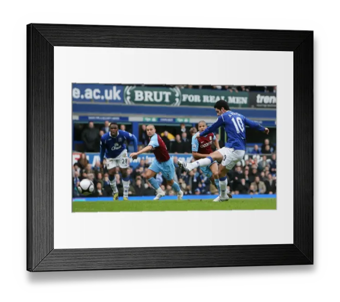 Framed Print : Mikel Arteta's Dramatic Penalty: Everton's FA Cup Fifth Round Victory over Aston Villa, Goodison Park, 2009