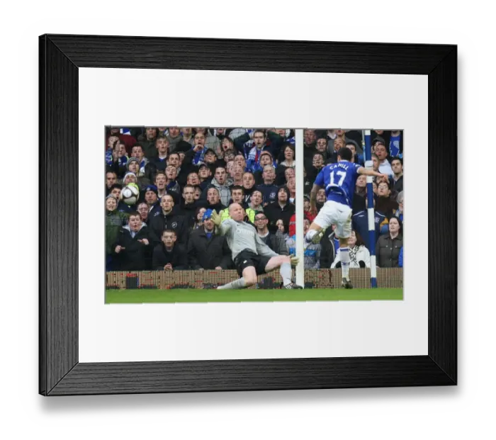 Framed Print : Tim Cahill Scores the Third Goal: Everton's FA Cup Fifth Round Victory over Aston Villa (08 / 09), Goodison Park, 15 / 2 / 09