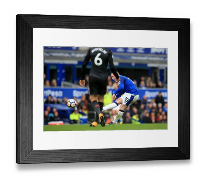 Framed Print : Wayne Rooney Scores First Goal for Everton Against Arsenal at Goodison Park (Premier League 2017-18)