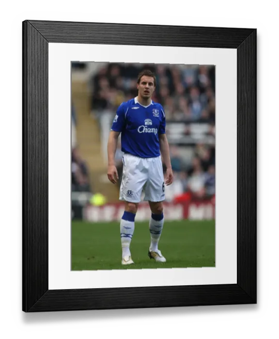Framed Print : Everton's Phil Jagielka in Action Against Newcastle United (Feb 2009) Framed Print : Everton's Phil Jagielka in Action Against Newcastle United (Feb 2009)