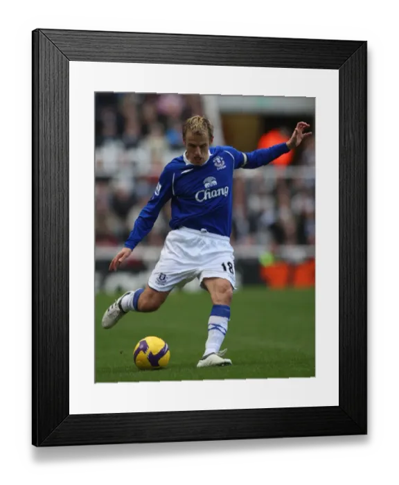 Framed Print : Football - Stock - 08 / 09 - 22 / 2 / 09 Phil Neville - Everton Mandatory Credit: Action Images / Lee Smith Framed Print : Football - Stock - 08 / 09 - 22 / 2 / 09 Phil Neville - Everton Mandatory Credit: Action Images / Lee Smith