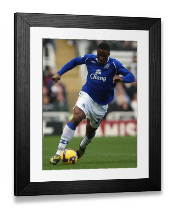 Framed Print : Victor Anichebe: Thrilling Moments from Everton's 08 / 09 Season Framed Print : Victor Anichebe: Thrilling Moments from Everton's 08 / 09 Season