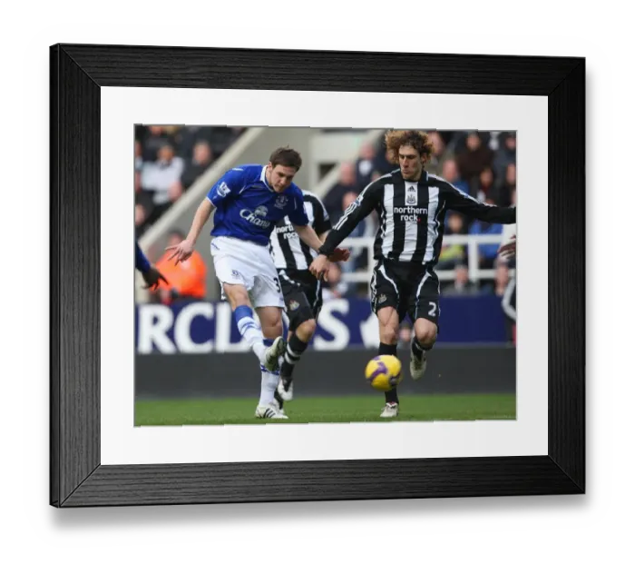 Framed Print : Clash of the Titans: Gosling vs. Coloccini in the Barclays Premier League (08 / 09)