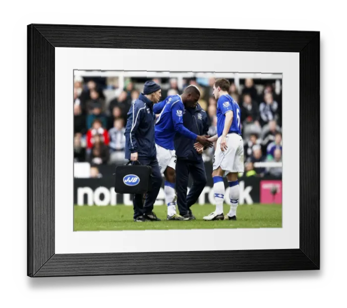 Framed Print : Anichebe Suffers Injury: Everton's Star Forward Exits Newcastle United vs Everton, Barclays Premier League (2009) Framed Print : Anichebe Suffers Injury: Everton's Star Forward Exits Newcastle United vs Everton, Barclays Premier League (2009)