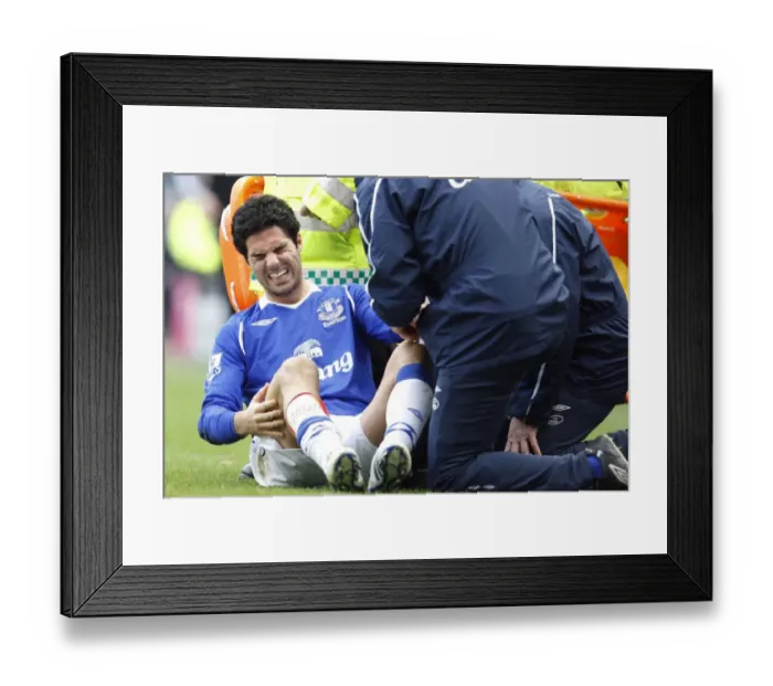 Framed Print : Mikel Arteta's Injury Marrs Everton in Newcastle United vs Everton (22 / 2 / 09) Framed Print : Mikel Arteta's Injury Marrs Everton in Newcastle United vs Everton (22 / 2 / 09)
