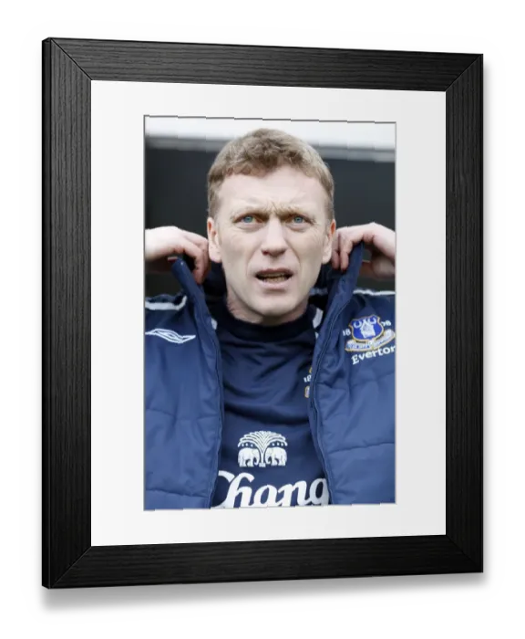 Framed Print : Everton vs Newcastle United: David Moyes Leads Tactics at St. James Park (2009) Framed Print : Everton vs Newcastle United: David Moyes Leads Tactics at St. James Park (2009)