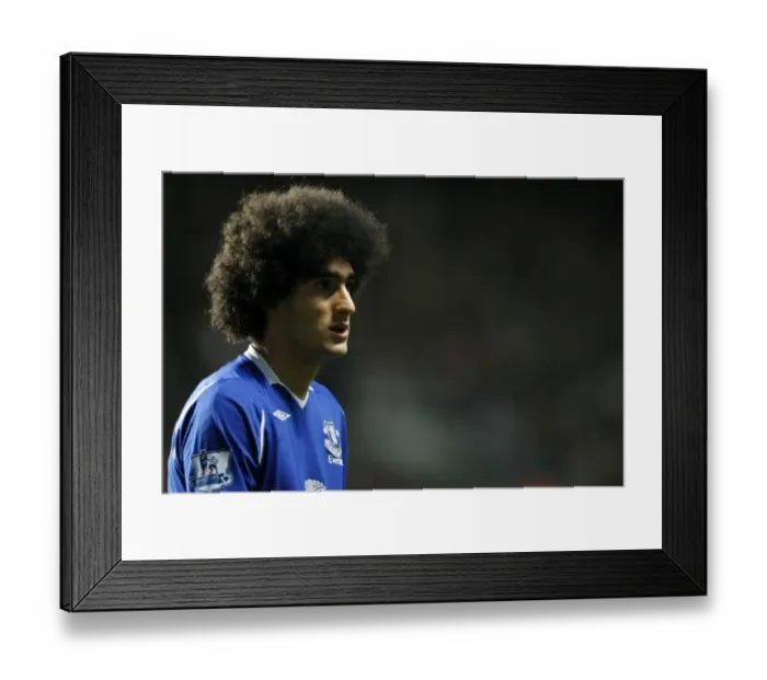 Framed Print : Fellaini Leads Everton's Charge Against Newcastle United in Barclays Premier League (22 / 2 / 09) Framed Print : Fellaini Leads Everton's Charge Against Newcastle United in Barclays Premier League (22 / 2 / 09)