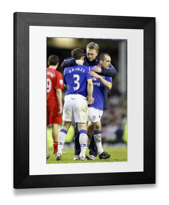 Framed Print : Everton FC: David Moyes and Team Celebrate FA Cup Quarter Final Victory over Middlesbrough (8 / 3 / 09) Framed Print : Everton FC: David Moyes and Team Celebrate FA Cup Quarter Final Victory over Middlesbrough (8 / 3 / 09)
