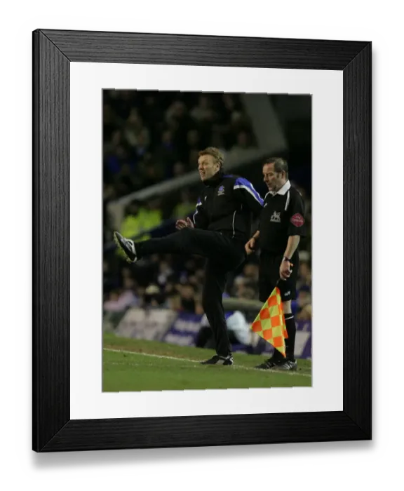 Framed Print : David Moyes Intense Moment: Frustration on Everton Sideline (vs Bolton)