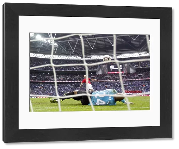 Tim Howard's Epic Penalty Save: Everton vs Manchester United at FA Cup Semi-Final, Wembley Stadium (2009)