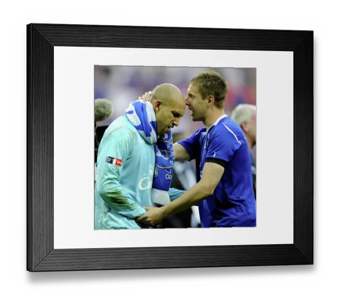 Framed Print : Everton's Glory: Everton FC's FA Cup Semi-Final Victory over Manchester United at Wembley Stadium (19 / 4 / 09)