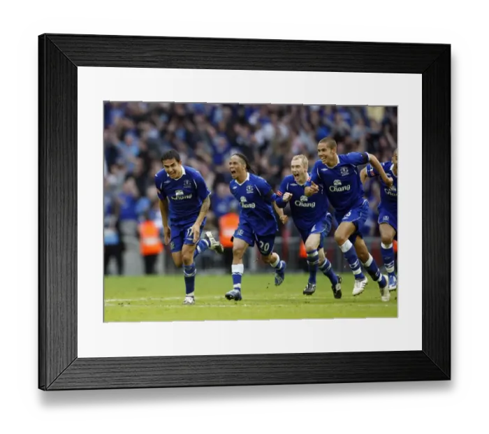Framed Print : Football - Everton v Manchester United FA Cup Semi Framed Print : Football - Everton v Manchester United FA Cup Semi