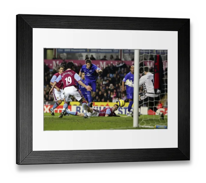 Framed Print : James Beattie's Heartbreaking Missed Goal Opportunity with Everton FC