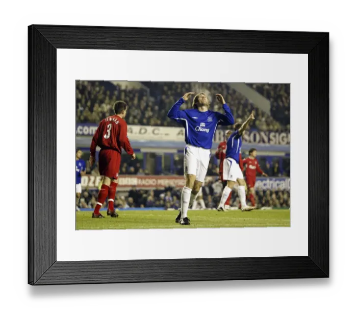 Framed Print : Kevin Kilbane's Disappointed Miss: Wide of the Target