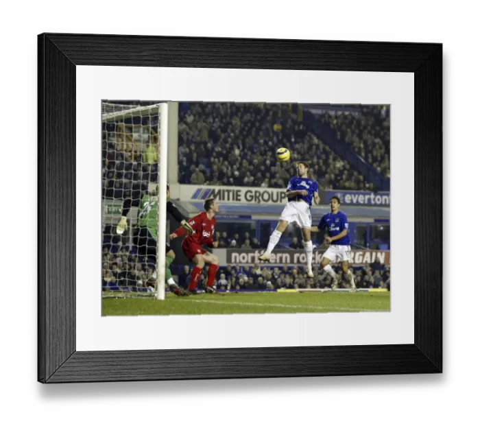 Framed Print : James Beattie's Game-Changing Header: Everton's Moment of Resurgence Framed Print : James Beattie's Game-Changing Header: Everton's Moment of Resurgence