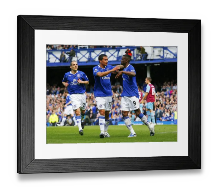 Framed Print : Football - Everton v West Ham United Barclays Premier Framed Print : Football - Everton v West Ham United Barclays Premier