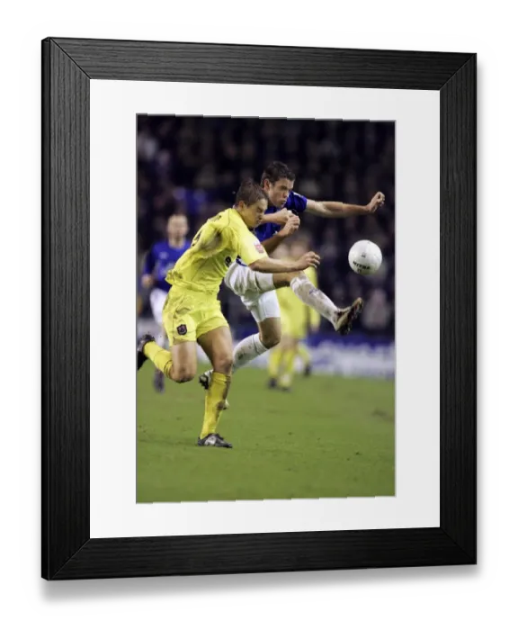 Framed Print : James Beattie Dodges Past Paul Robinson: Thrilling Moment from Everton vs. Millwall Framed Print : James Beattie Dodges Past Paul Robinson: Thrilling Moment from Everton vs. Millwall