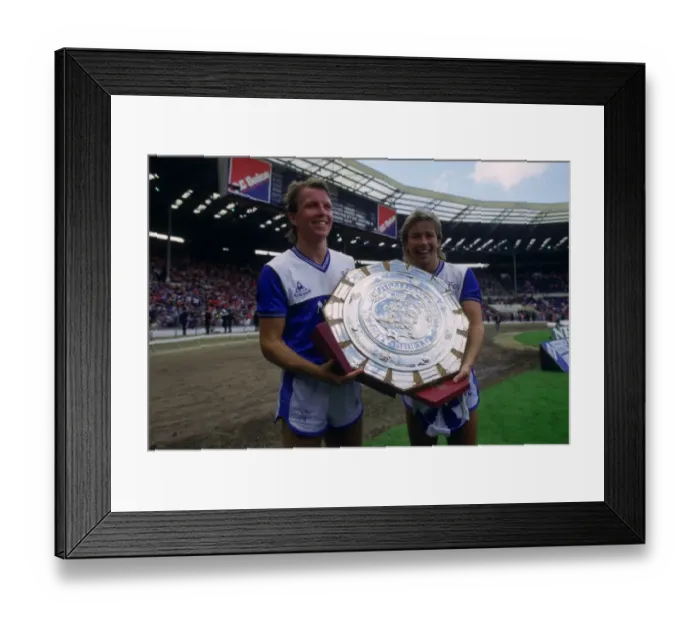 Framed Print : Trevor Steven and Adrian Heath with the Charity Shield Framed Print : Trevor Steven and Adrian Heath with the Charity Shield
