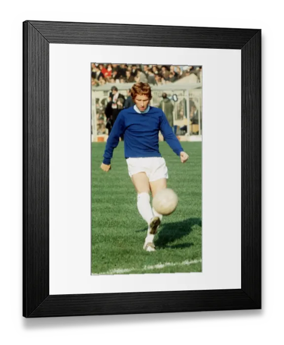 Framed Print : Alan Ball Everton 1970 Framed Print : Alan Ball Everton 1970