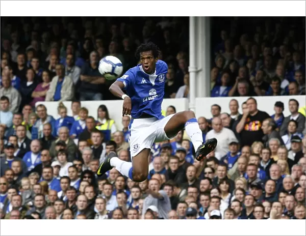 Everton vs Arsenal: Barclays Premier League Battle at Goodison Park - Joao Alves in Action