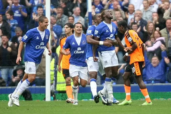 Dramatic Equalizer: Louis Saha Saves Everton with Last-Minute Goal vs. Wigan Athletic