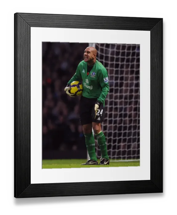 Framed Print : Tim Howard in Action: Everton vs. West Ham United - Barclays Premier League Framed Print : Tim Howard in Action: Everton vs. West Ham United - Barclays Premier League