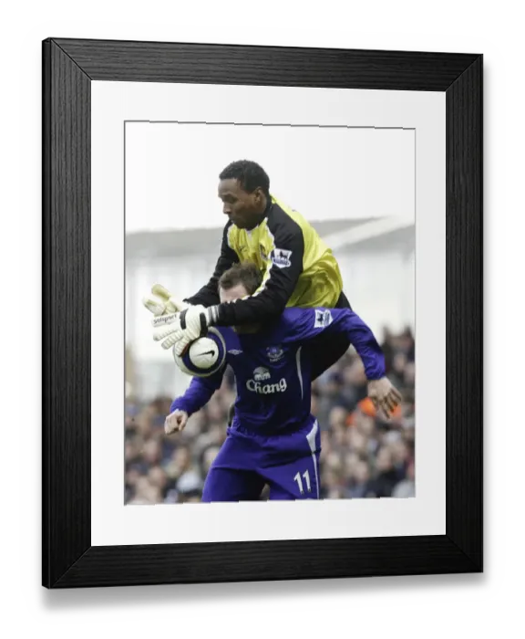 Framed Print : James McFadden vs. Shaka Hislop: A Footballing Rivalry Framed Print : James McFadden vs. Shaka Hislop: A Footballing Rivalry