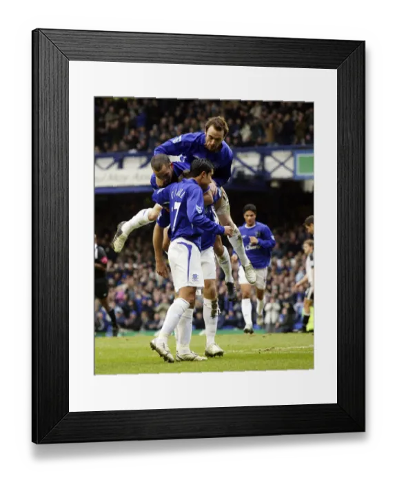 Framed Print : Everton's Unforgettable Double: James Beattie's Brace Framed Print : Everton's Unforgettable Double: James Beattie's Brace