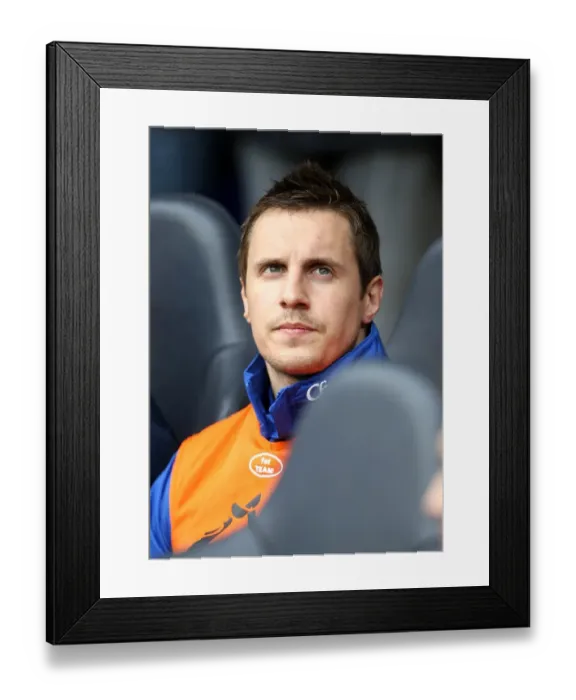 Framed Print : Phil Jagielka vs. Tottenham Hotspur: Everton's Defender Faces Off in Barclays Premier League Clash at White Hart Lane Framed Print : Phil Jagielka vs. Tottenham Hotspur: Everton's Defender Faces Off in Barclays Premier League Clash at White Hart Lane
