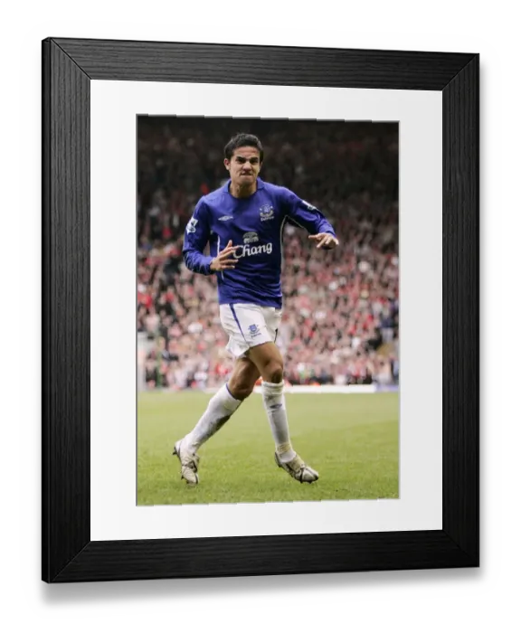 Framed Print : Football - Liverpool v Everton FA Barclays Premiership - Framed Print : Football - Liverpool v Everton FA Barclays Premiership -