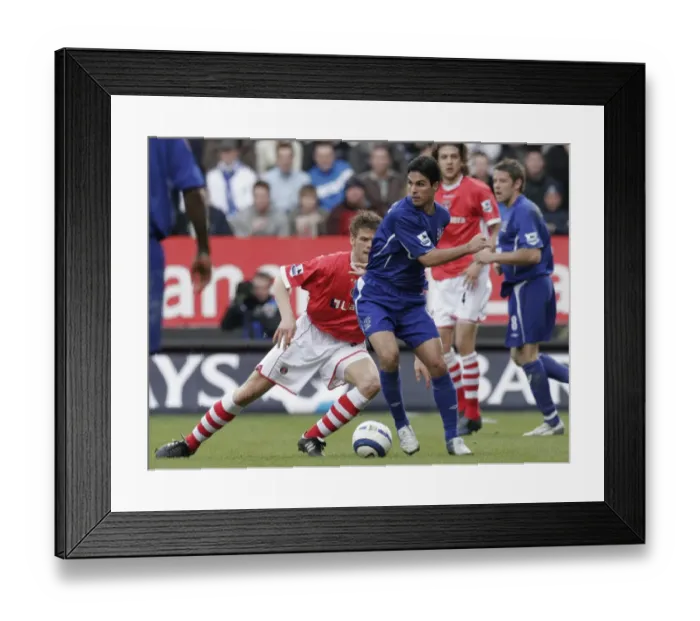 Framed Print : Football - Charlton Athletic v Everton FA Barclays Premiership - The Valley - 05 / 06 - 8 / 4 / 06 Evertons Mikel Arteta in action Mandatory Credit: Action Images / Framed Print : Football - Charlton Athletic v Everton FA Barclays Premiership - The Valley - 05 / 06 - 8 / 4 / 06 Evertons Mikel Arteta in action Mandatory Credit: Action Images /