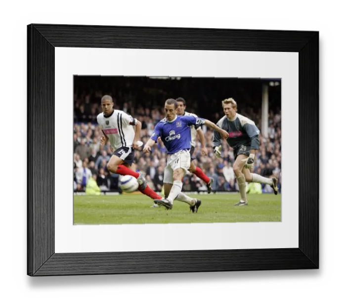Framed Print : Leon Osman Framed Print : Leon Osman