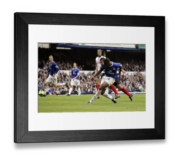 Framed Print : Victor Anichebe Framed Print : Victor Anichebe