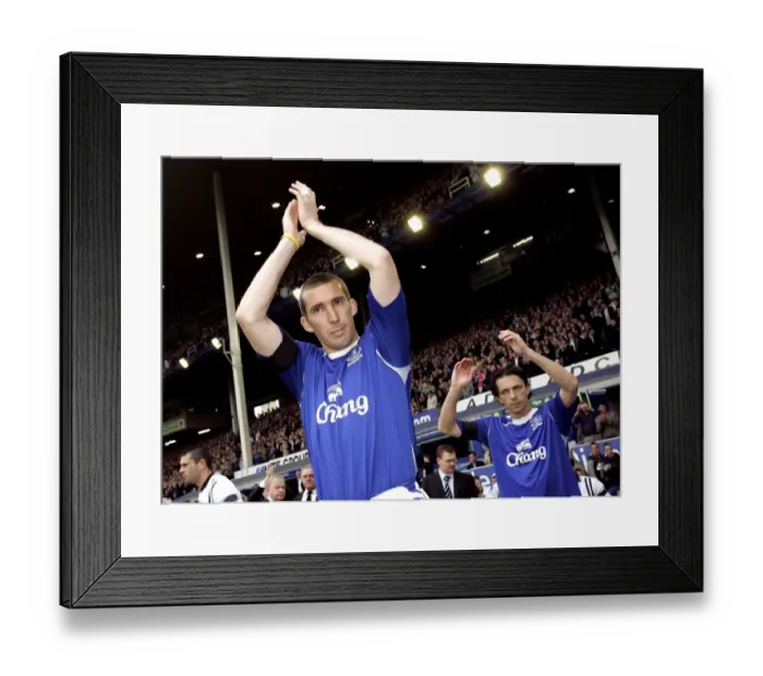 Framed Print : Alan Stubbs Applauds at Goodison Park: Everton vs West Bromwich Albion, FA Premiership 2006 Framed Print : Alan Stubbs Applauds at Goodison Park: Everton vs West Bromwich Albion, FA Premiership 2006