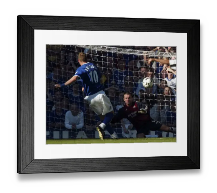 Framed Print : Duncan Ferguson Scores Dramatic Penalty for Everton Against Newcastle United, FA Barclaycard Premiership, September 13, 2003 Framed Print : Duncan Ferguson Scores Dramatic Penalty for Everton Against Newcastle United, FA Barclaycard Premiership, September 13, 2003