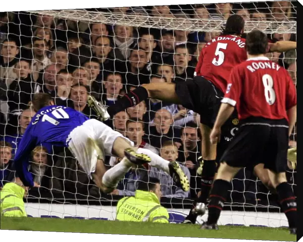 Everton's Ferguson Scores Epic Header Past Manchester United's Defense