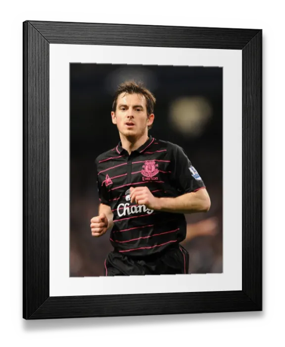 Framed Print : Leighton Baines in Action: Manchester City vs. Everton at Etihad Stadium Framed Print : Leighton Baines in Action: Manchester City vs. Everton at Etihad Stadium